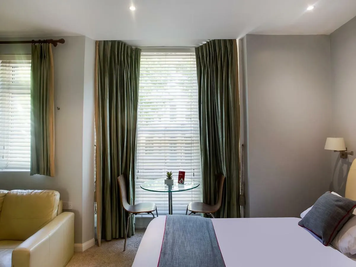 Alvia Hotel Velká Británie