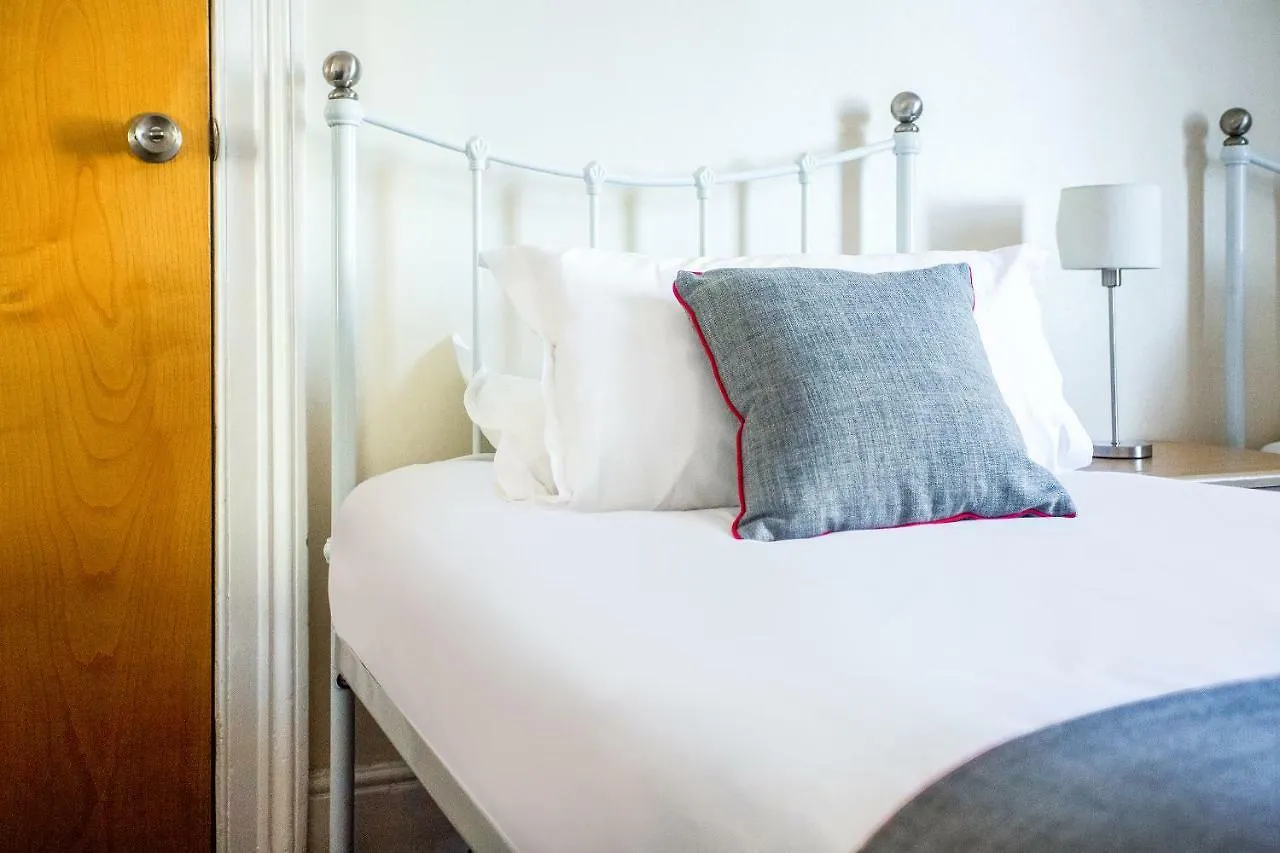 Alvia Hotel 0*, Hove